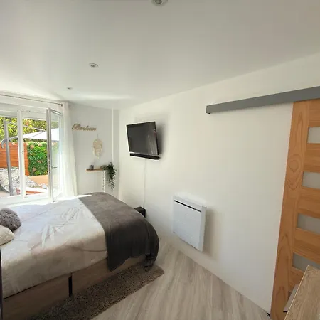 Le Cosy-appartement 4 Pers, Climatise, Grand Terrasse Plein Sud, Parking Privatif Apartment Hyeres